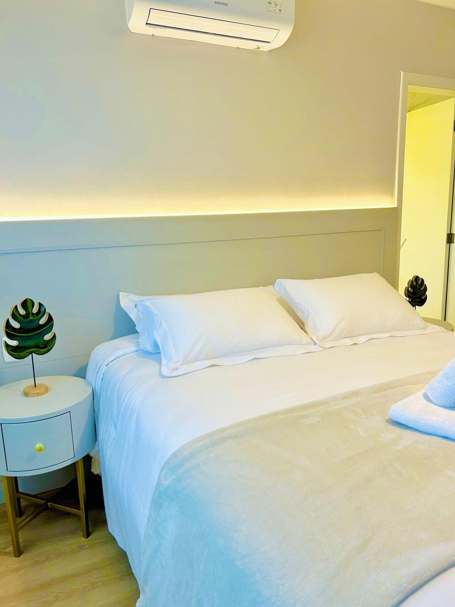 Alto Padrao Lindo No Centro 200Mt Da Rua Coberta Apartman Gramado Kültér fotó